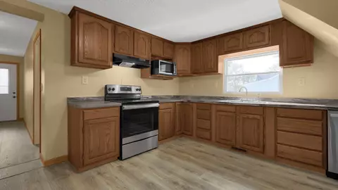 321 Barnes Ave, Circleville, OH 43113 photo 8
