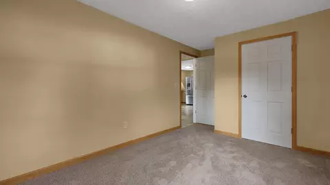 321 Barnes Ave, Circleville, OH 43113 photo 16