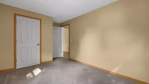 321 Barnes Ave, Circleville, OH 43113 photo 14