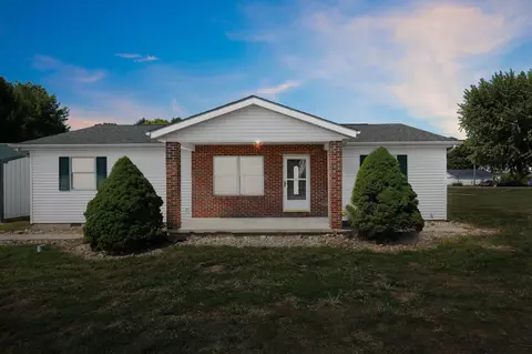 19195 High St, Adelphi, OH 43101