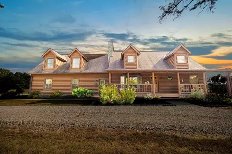 4859 Bickel Church Rd NW, Baltimore, OH 43105