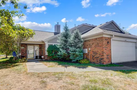 2244 Bainter Ave, Grove City, OH 43123
