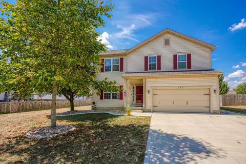 555 Princeton St, Ashville, OH 43103