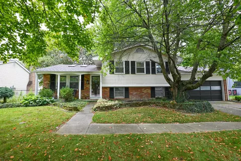 1175 Chanteloup Dr, Marion, OH 43302