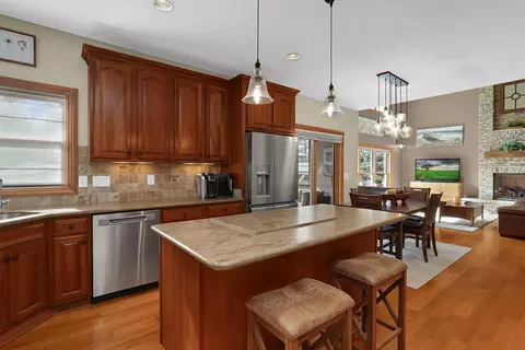 Kitchen - 2151 Havens Ct E, Blacklick, OH 43004 photo 3 of 4