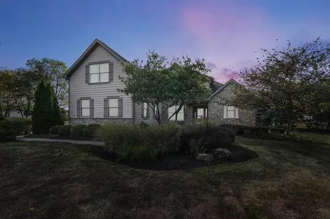 Exterior - 2151 Havens Ct E, Blacklick, OH 43004 photo 2 of 9