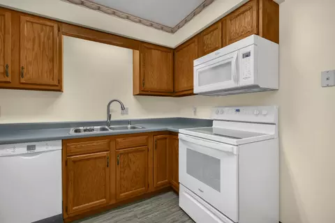 657 E Crest Dr, Heath, OH 43056 photo 24