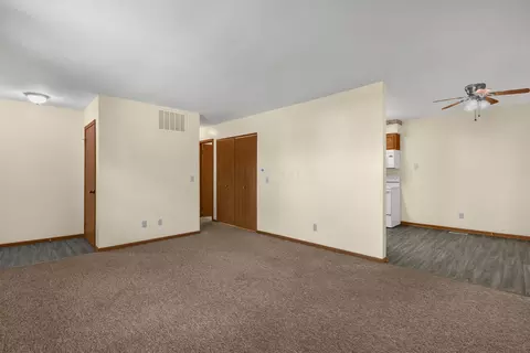 657 E Crest Dr, Heath, OH 43056 photo 23
