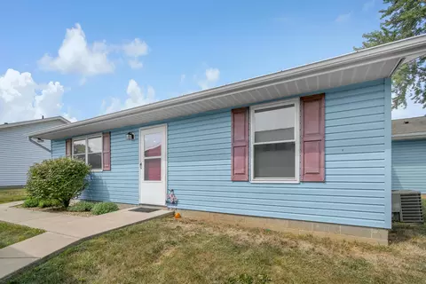 657 E Crest Dr, Heath, OH 43056 photo 2