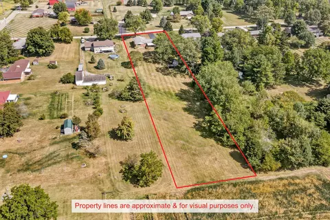 3437 Crist Rd, Springfield, OH 45502 photo 2