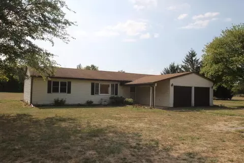 15293 State Route 104, Ashville, OH 43103