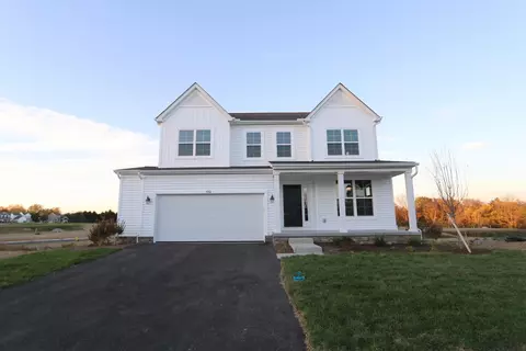 1112 Quarry Oak Dr, Grove City, OH 43123