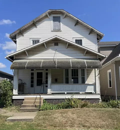 262 E 2nd St, Logan, OH 43138