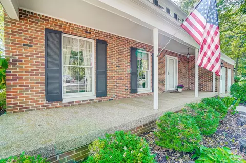 579 Hickory Pl, Circleville, OH 43113 photo 6