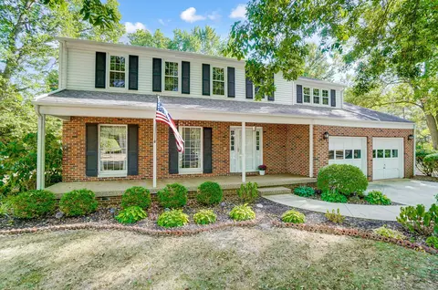 579 Hickory Pl, Circleville, OH 43113 photo 3