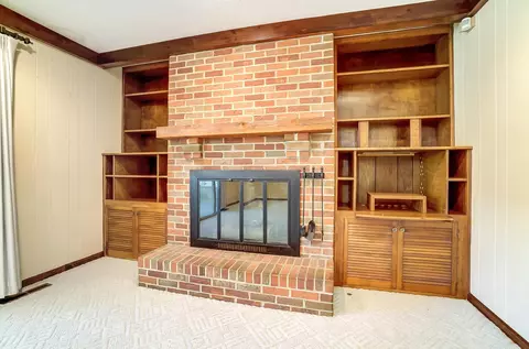 579 Hickory Pl, Circleville, OH 43113 photo 9