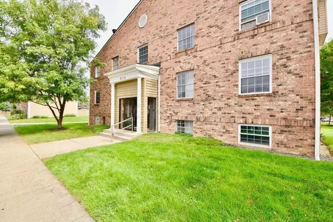 4714 Tarryton Ct S #20-2A, Columbus, OH 43228