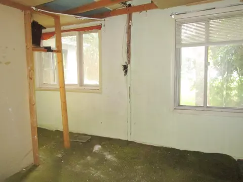 Bedroom - 2304 Wright Rd, Akron, OH 44320 photo 2 of 2