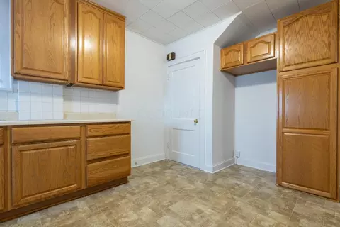 Entry Way - 17190 Little Walnut Rd, Circleville, OH 43113 photo 4 of 6