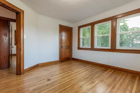 Bedroom - 17190 Little Walnut Rd, Circleville, OH 43113 photo 3 of 9