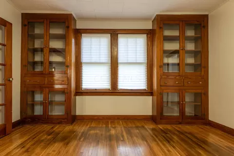 Living - 17190 Little Walnut Rd, Circleville, OH 43113 photo 6 of 8
