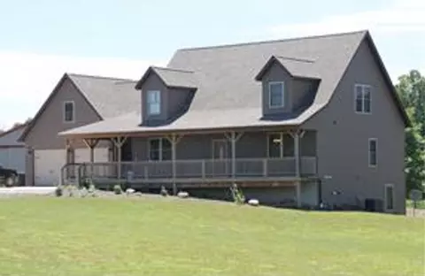 7400 Follin Rd, Fredericktown, OH 43019