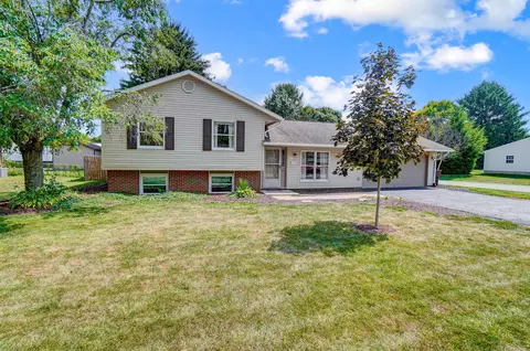970 Terrace Dr, Heath, OH 43056