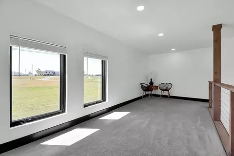 Entry Way - 23604 Smith Hulse Rd, Circleville, OH 43113 photo 6 of 6