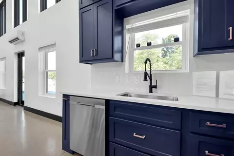 Kitchen - 23604 Smith Hulse Rd, Circleville, OH 43113 photo 4 of 4