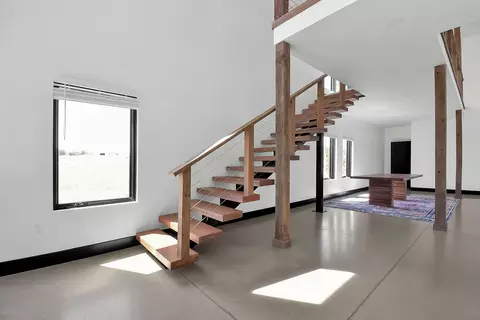 Entry Way - 23604 Smith Hulse Rd, Circleville, OH 43113 photo 5 of 6