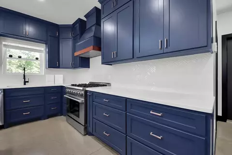 Kitchen - 23604 Smith Hulse Rd, Circleville, OH 43113 photo 2 of 4