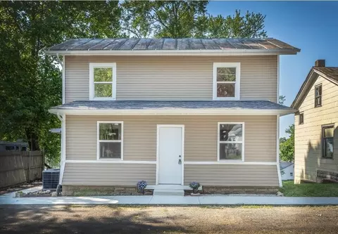 43 E 4th St, Fredericktown, OH 43019