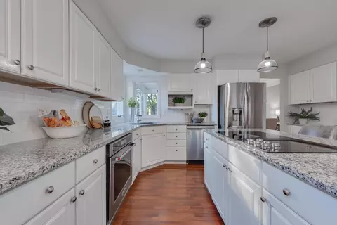 Kitchen - 7791 Brandonway Dr, Dublin, OH 43017 photo 2 of 4