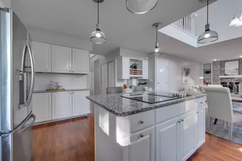 Kitchen - 7791 Brandonway Dr, Dublin, OH 43017 photo 3 of 4
