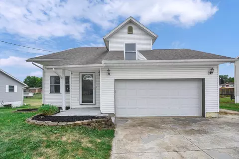 1755 Spring Village Ln, Ontario, OH 44906
