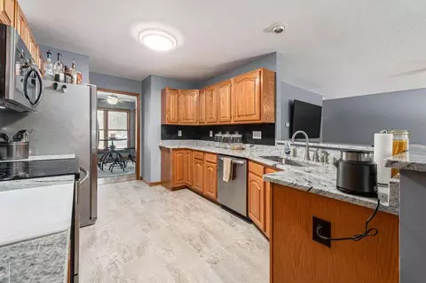 239 Westwood Dr, Circleville, OH 43113 photo 8