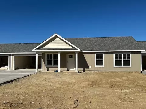106 Cumberland Meadows Cir, Hebron, OH 43025