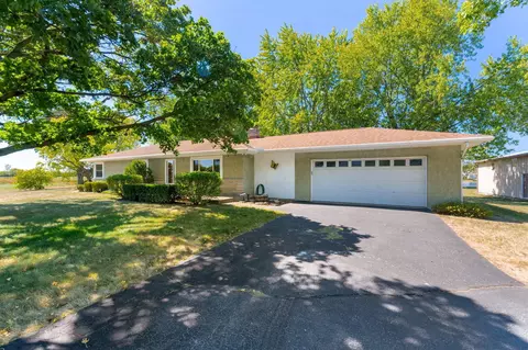 381 Galloway Rd, Galloway, OH 43119