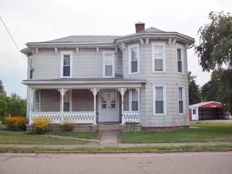 323 W Main St, Amanda, OH 43102