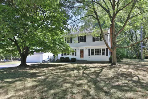 7646 Lee Rd, Westerville, OH 43081