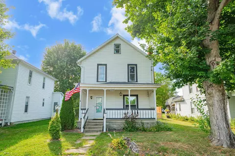 615 N Jefferson St, Utica, OH 43080