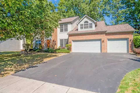 6226 Champions Dr, Westerville, OH 43082