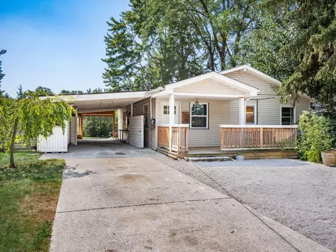 295 E College Ave, Westerville, OH 43081