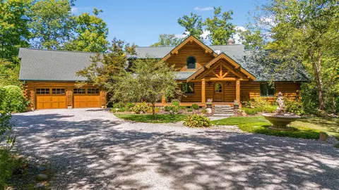5450 Opossum Run Rd, Grove City, OH 43123