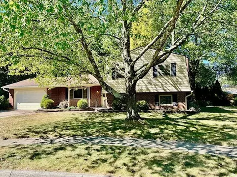 6557 Emco Pl, Worthington, OH 43085