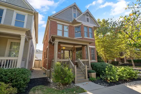 982 Perry St, Columbus, OH 43201