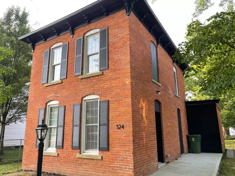 324 W 8th St, Marysville, OH 43040