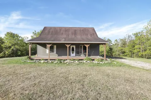 2677 Bailey Rd, Albany, OH 45710