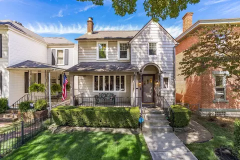 74 E Mithoff St, Columbus, OH 43206
