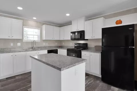 644 S Scioto St, Circleville, OH 43113 photo 7